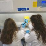 Ricercatrici della sezione di Microbiologia