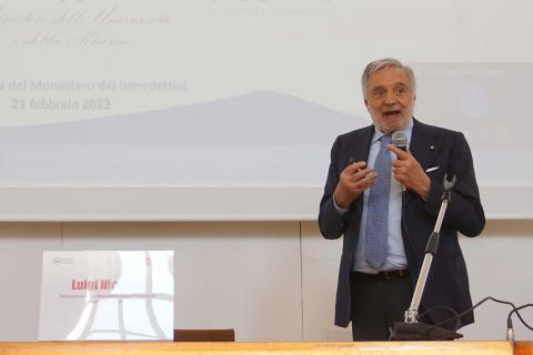 Un momento dell'intervento del prof. Luigi Nicolais