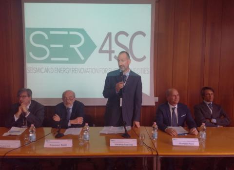 Il rettore Francesco Basile inaugura i lavori della conferenza SER4SC18